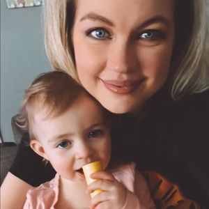 Meet your Posher, April